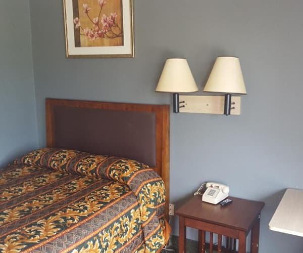 Queen Room